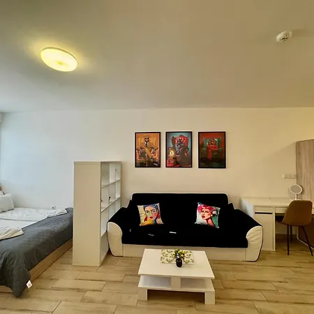 Appartamento Joyful 2 By Bulgarianhomes *